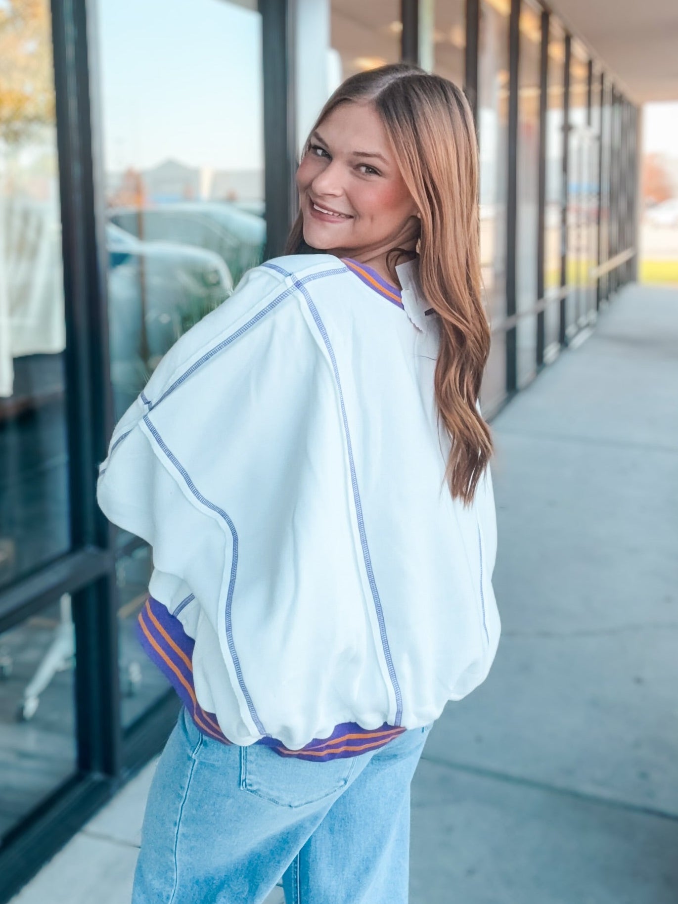 BEAD CATCHER SWEATSHIRT