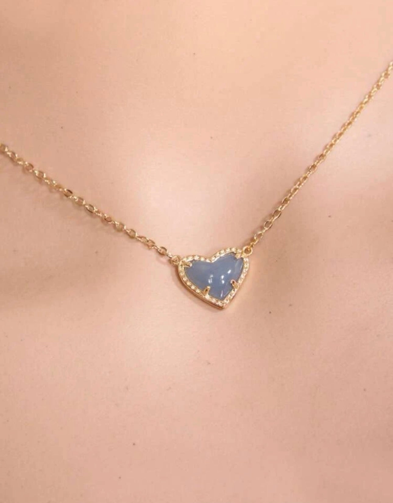 HEART CHARM NECKLACE