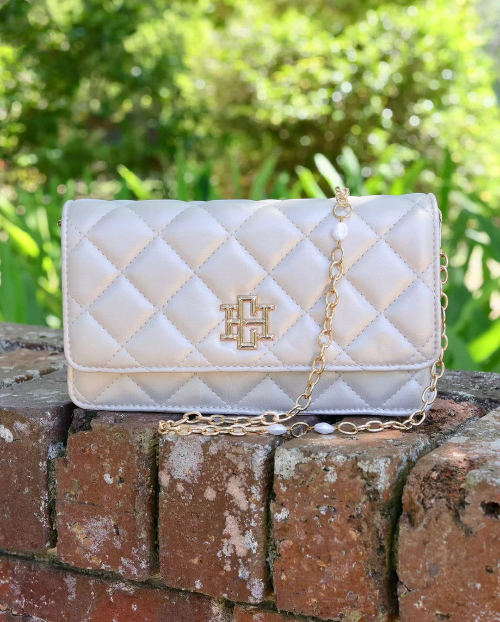 BRYNLEIGH CLUTCH