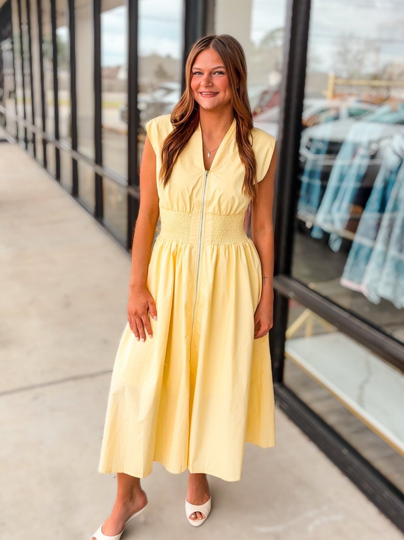 LATE BRUNCH, EARLY DINNER DRESS