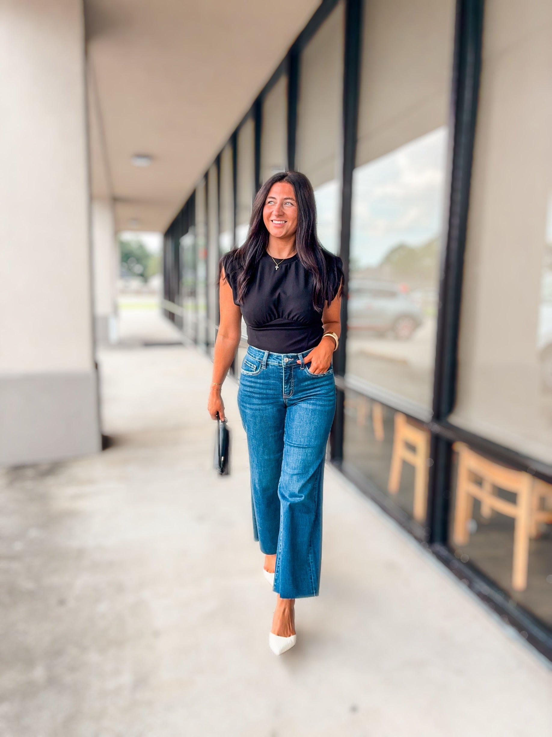 ELEVATED EASE TOP