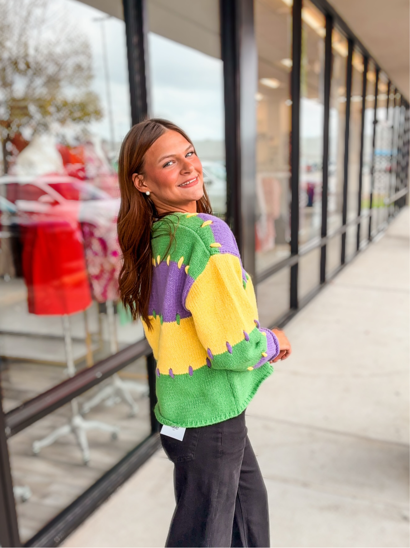 MIDDAY ON MAGAZINE TOP