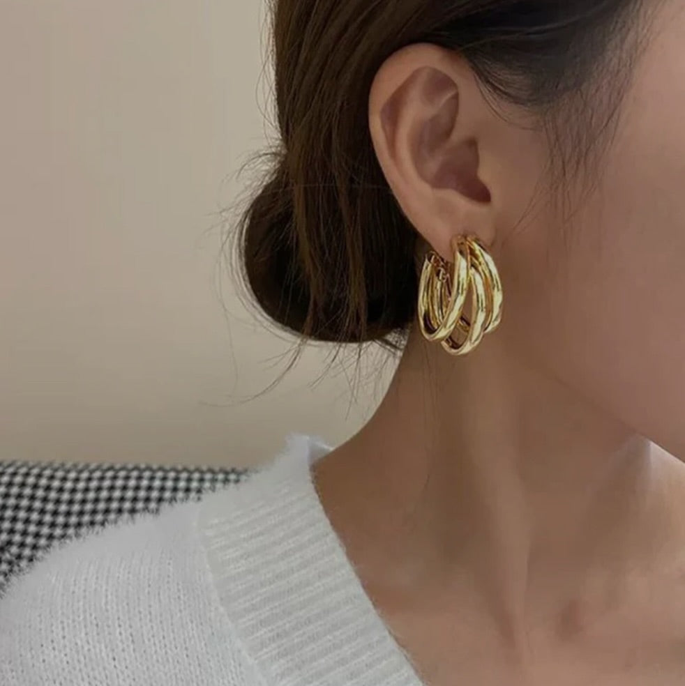GOLDERN LAYERS HOOPS
