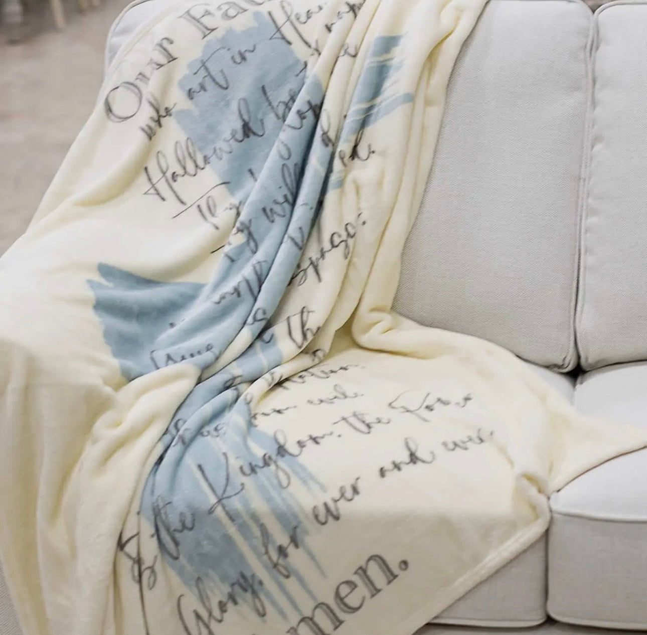 SOFT THROW BLANKET