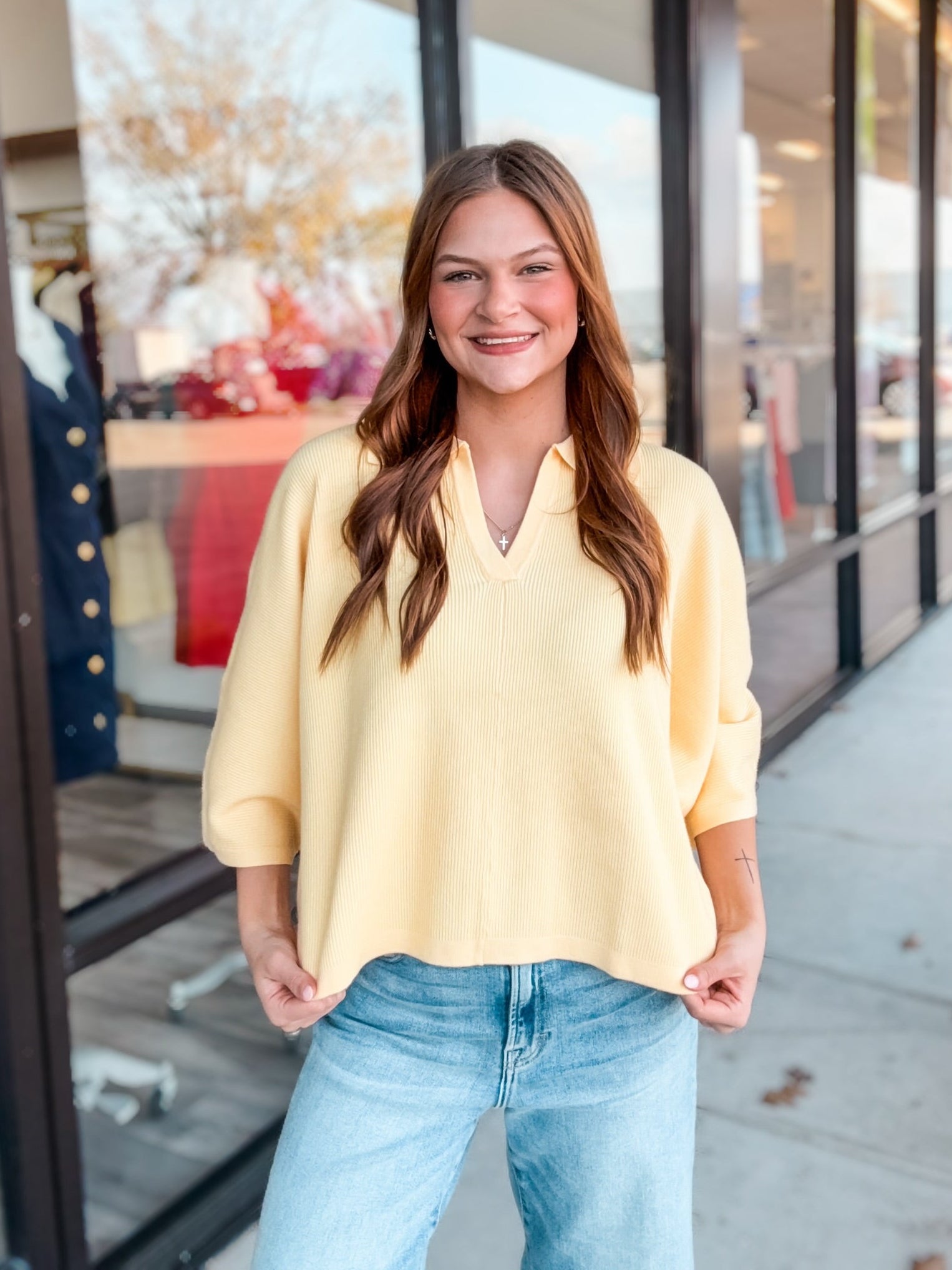 LOOKS LIKE EFFORT TOP