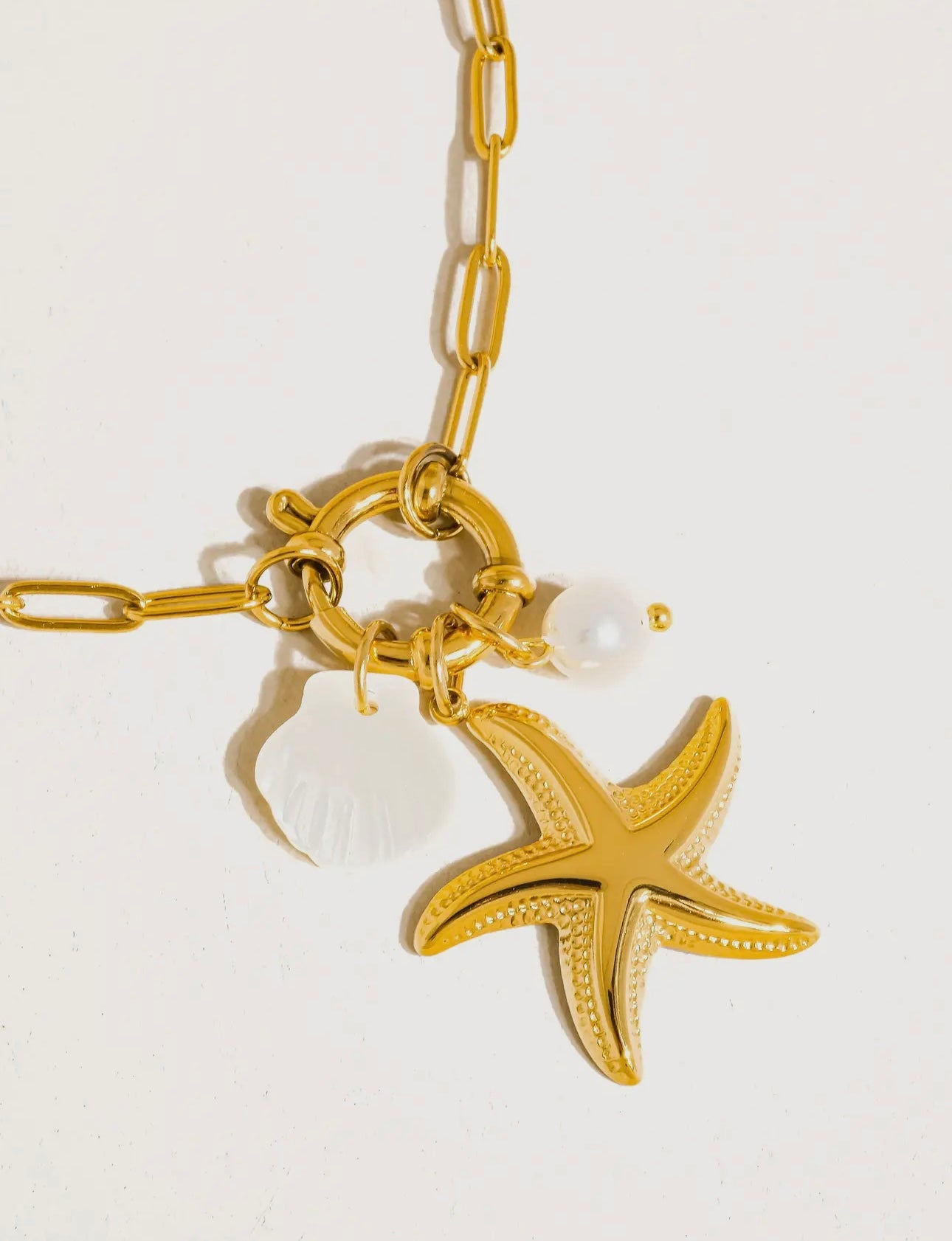SAHAR STAR NECKLACE