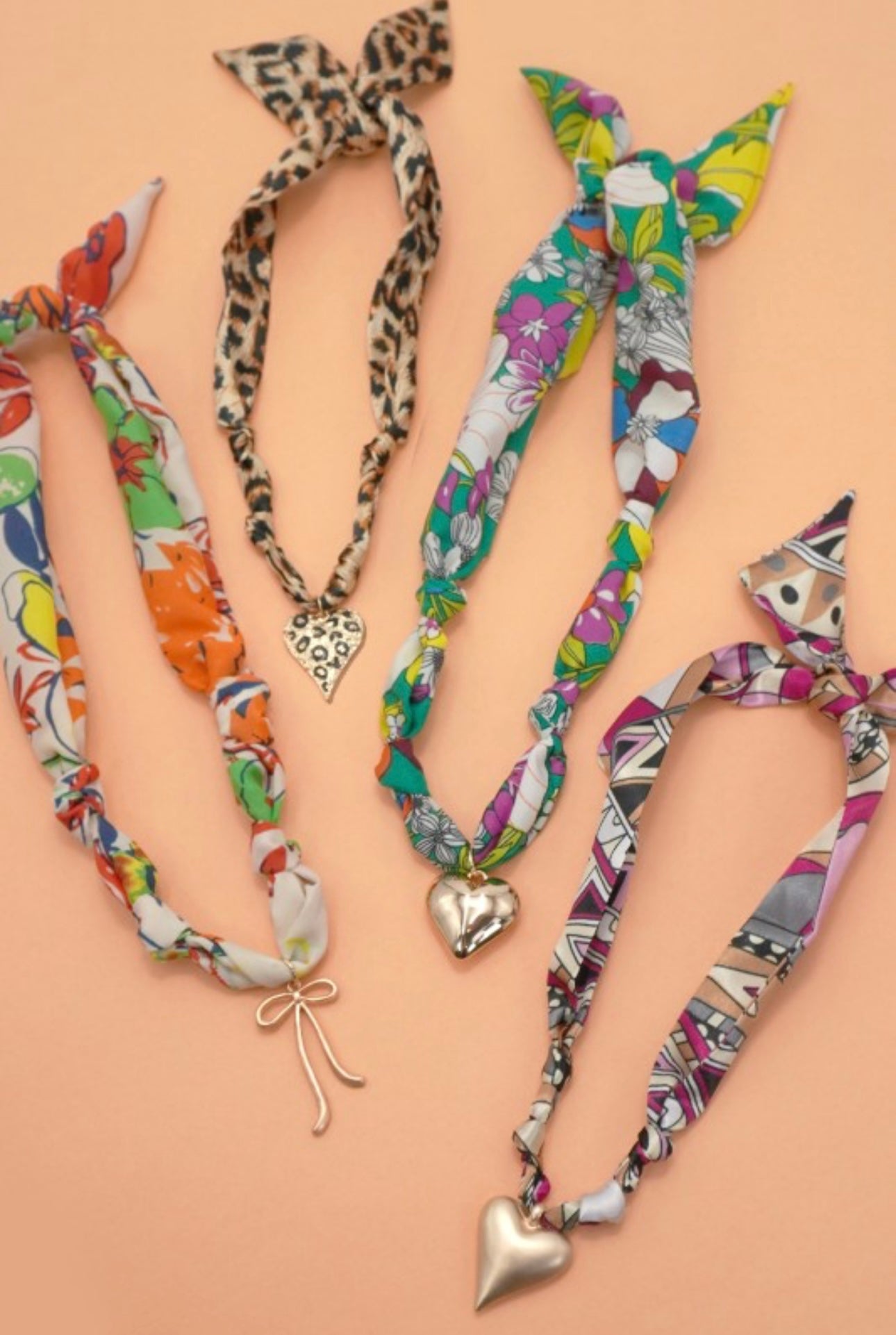 SCARF NECKLACE