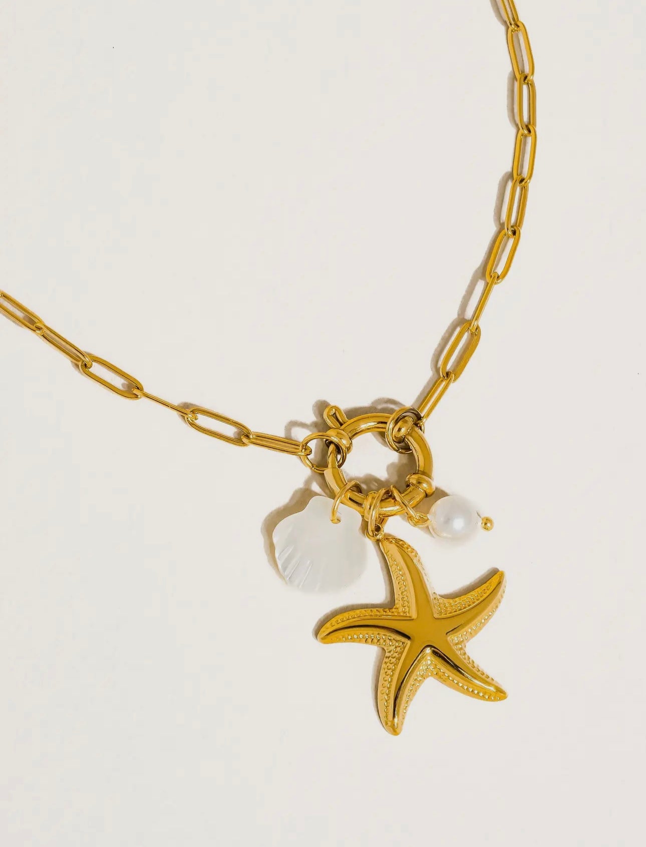 SAHAR STAR NECKLACE