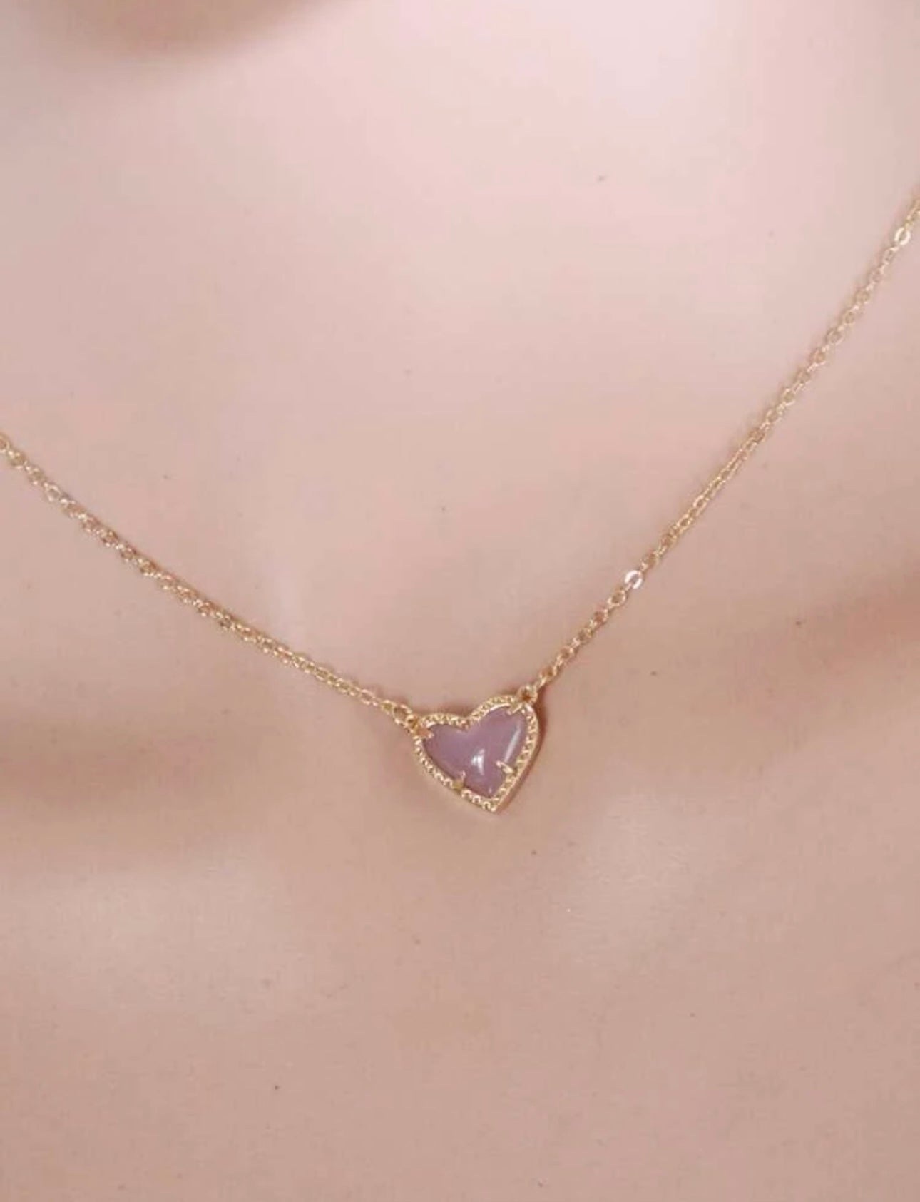 HEART CHARM NECKLACE