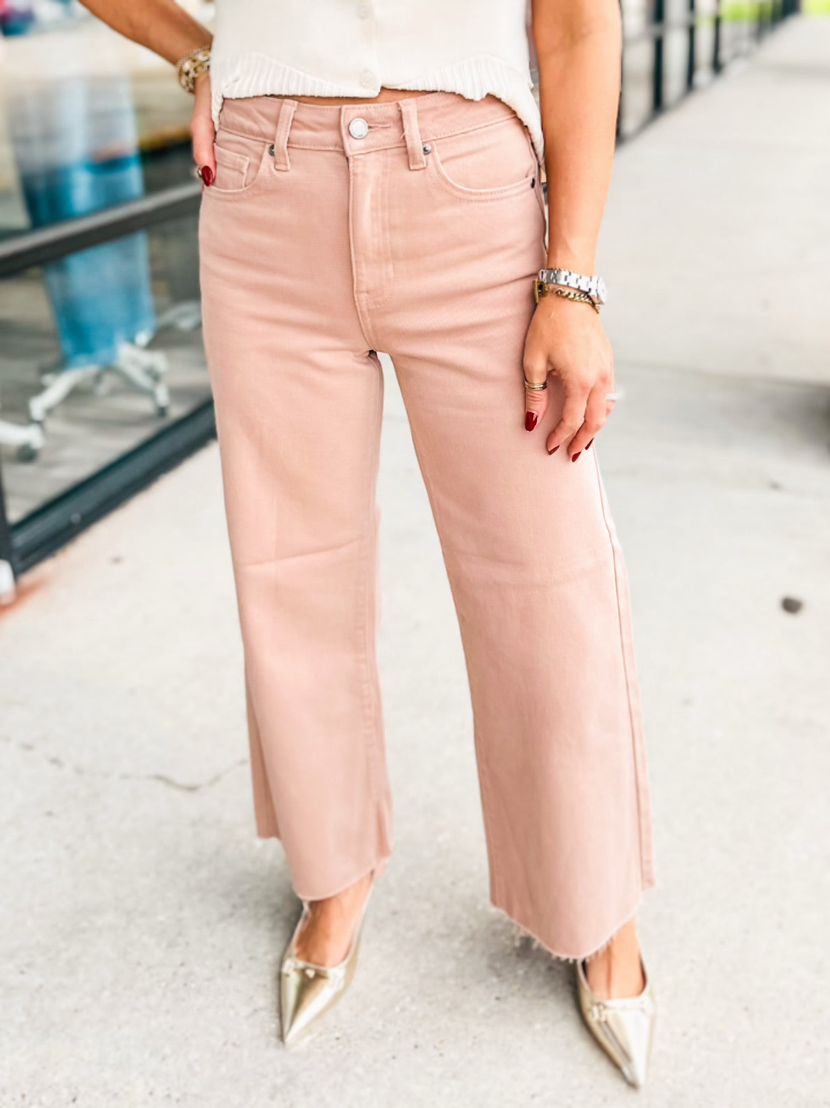 SOFT SPOKEN DENIM PANTS
