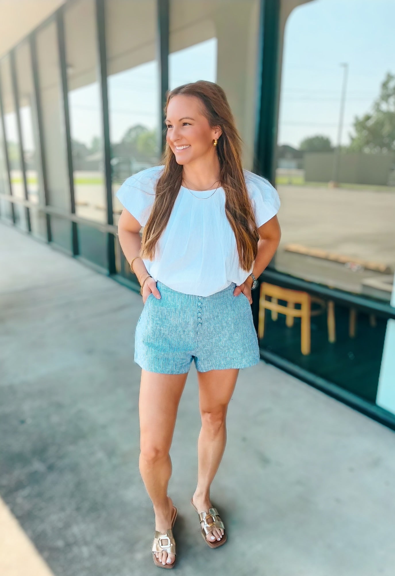 BLUE PINSTRIPE LINEN SHORTS