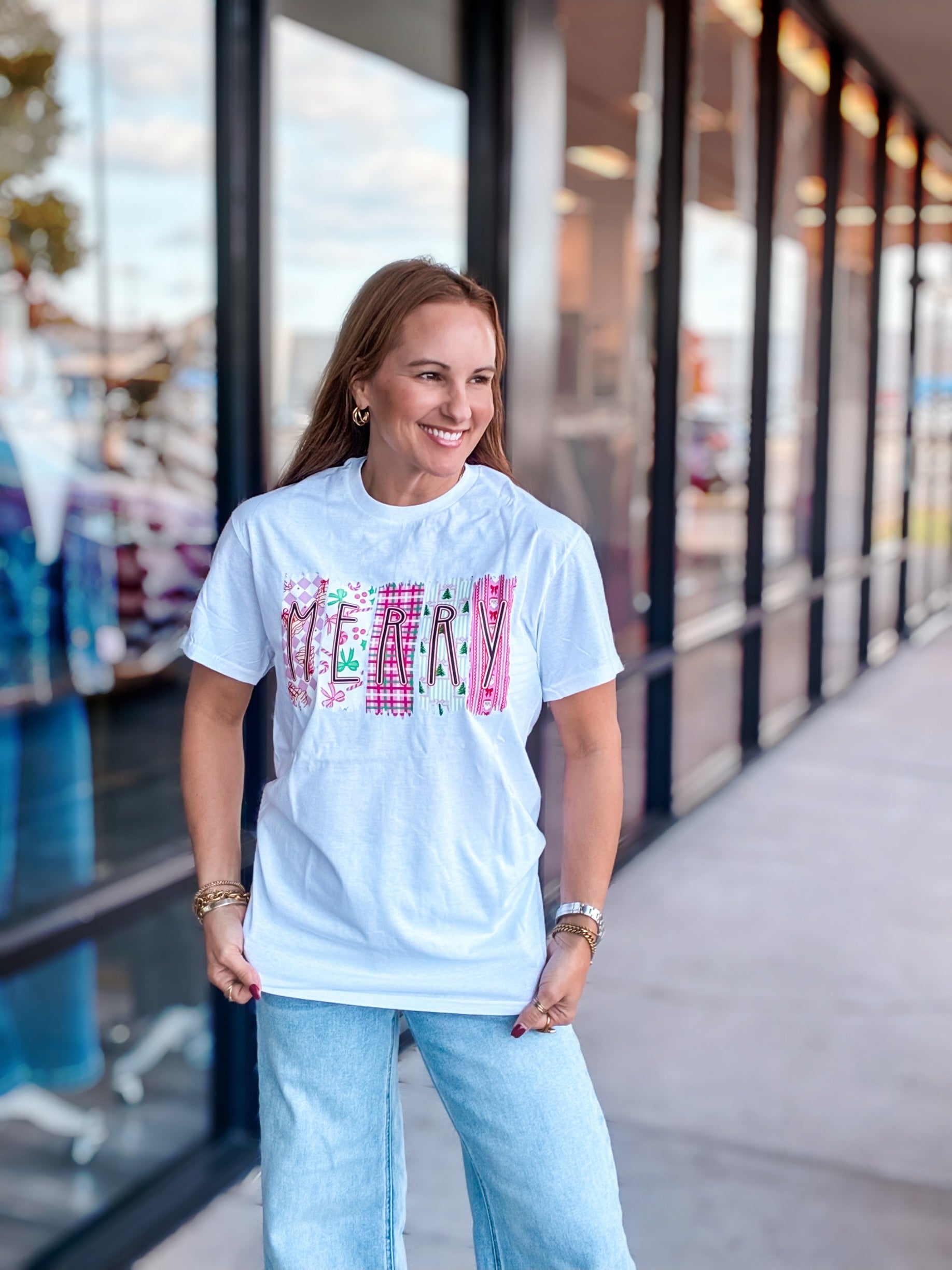 FESTIVE VIBES T-SHIRT