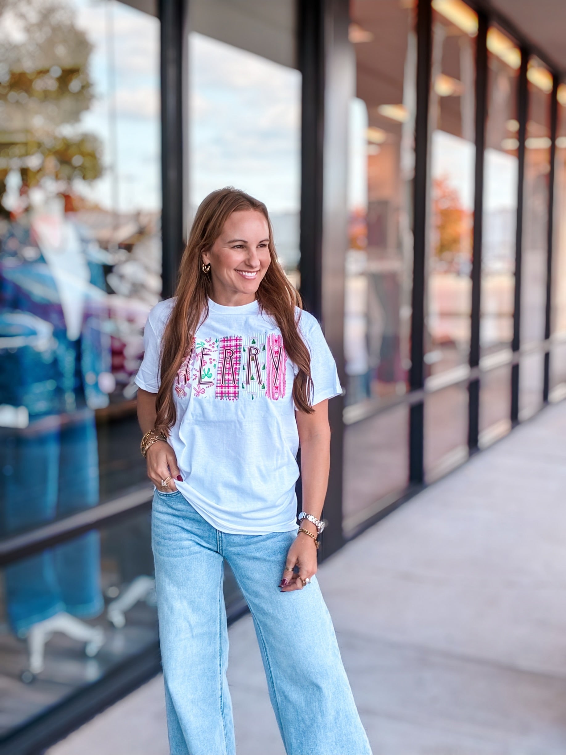 FESTIVE VIBES T-SHIRT