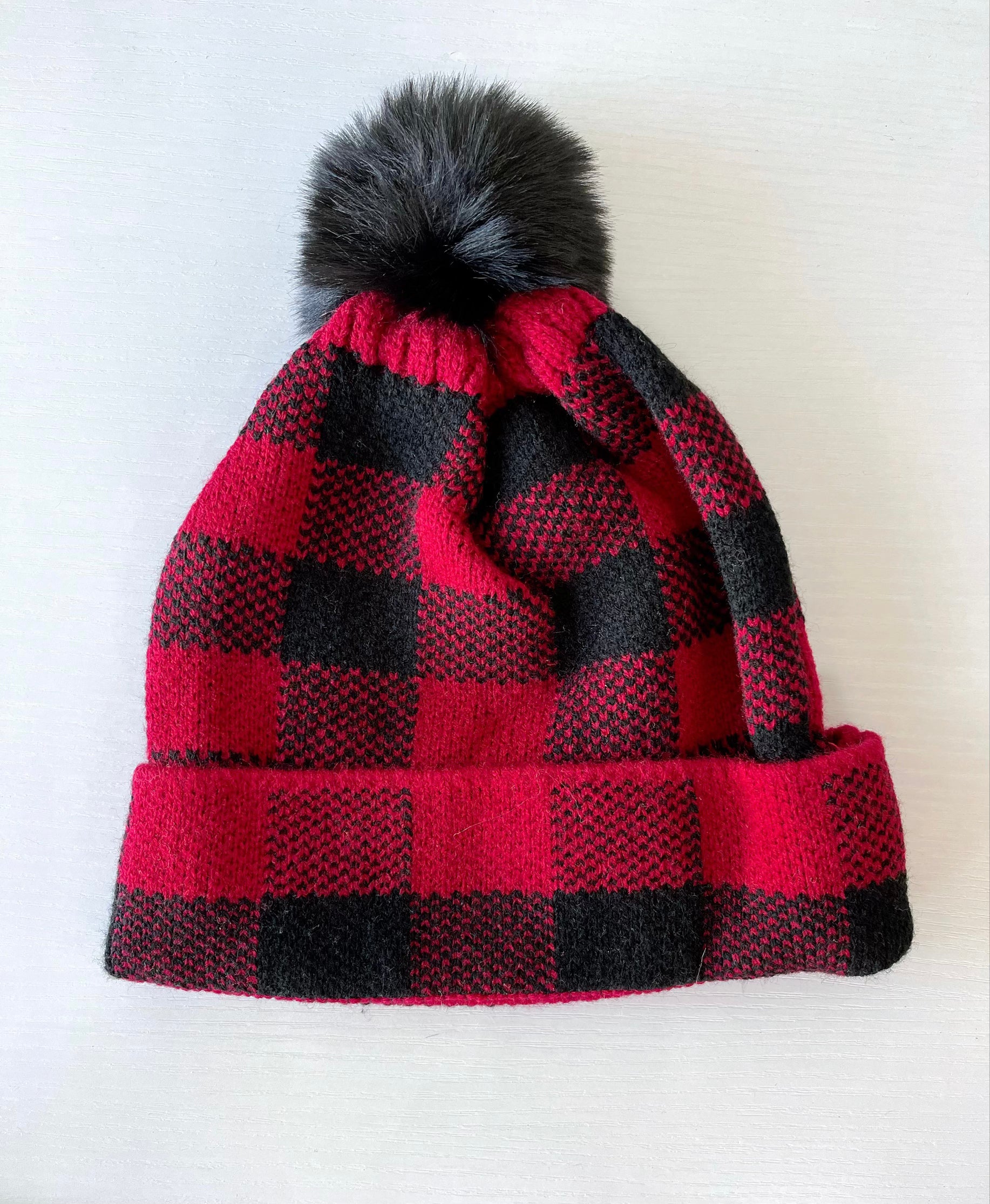 POM POM BEANIE