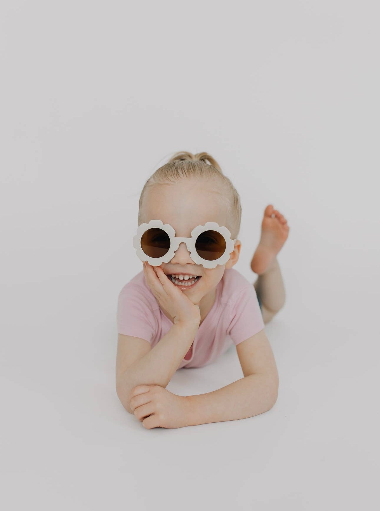 KIDS FLOWER SUNGLASSES