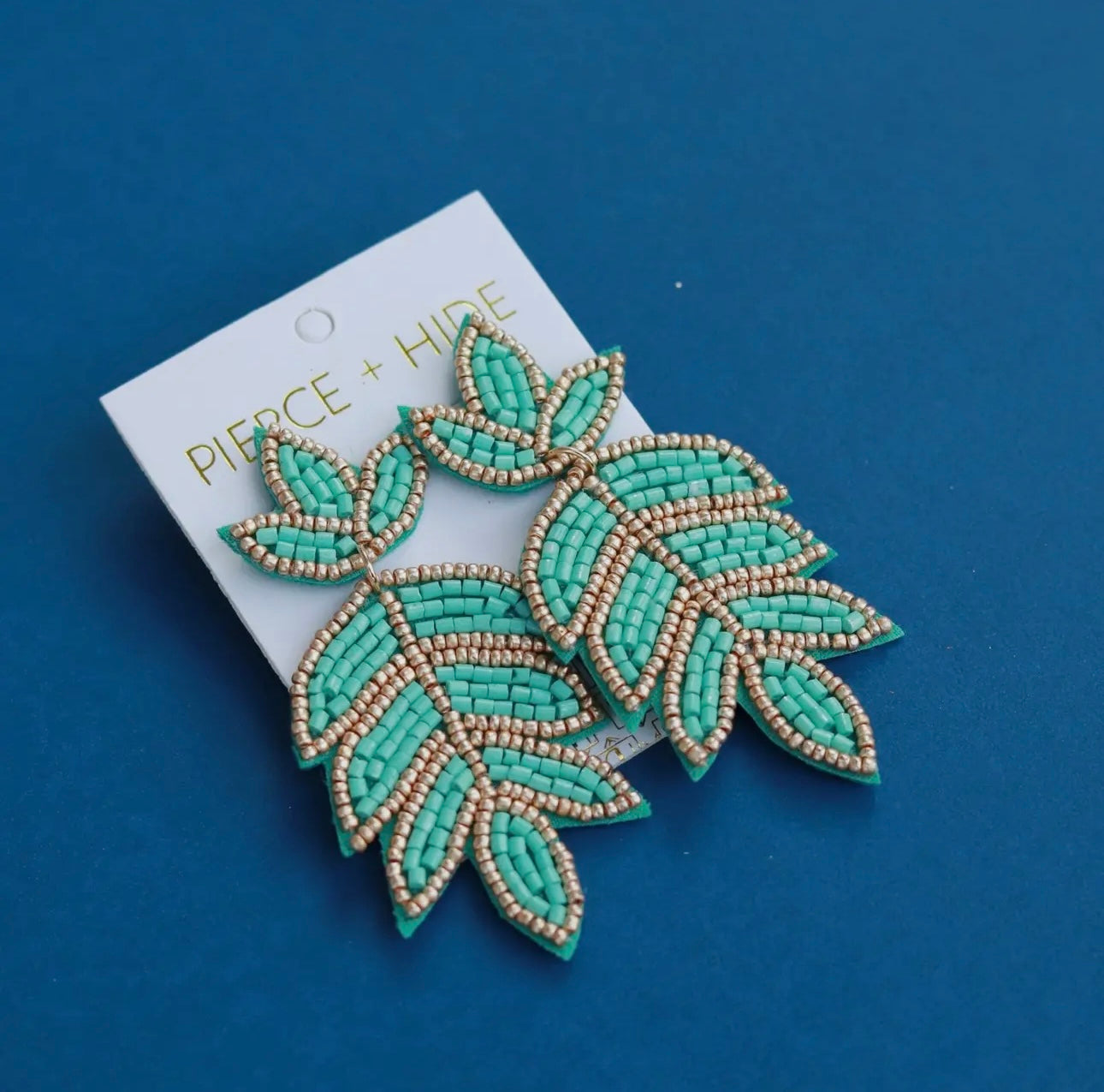 LEAF DROP EARRING