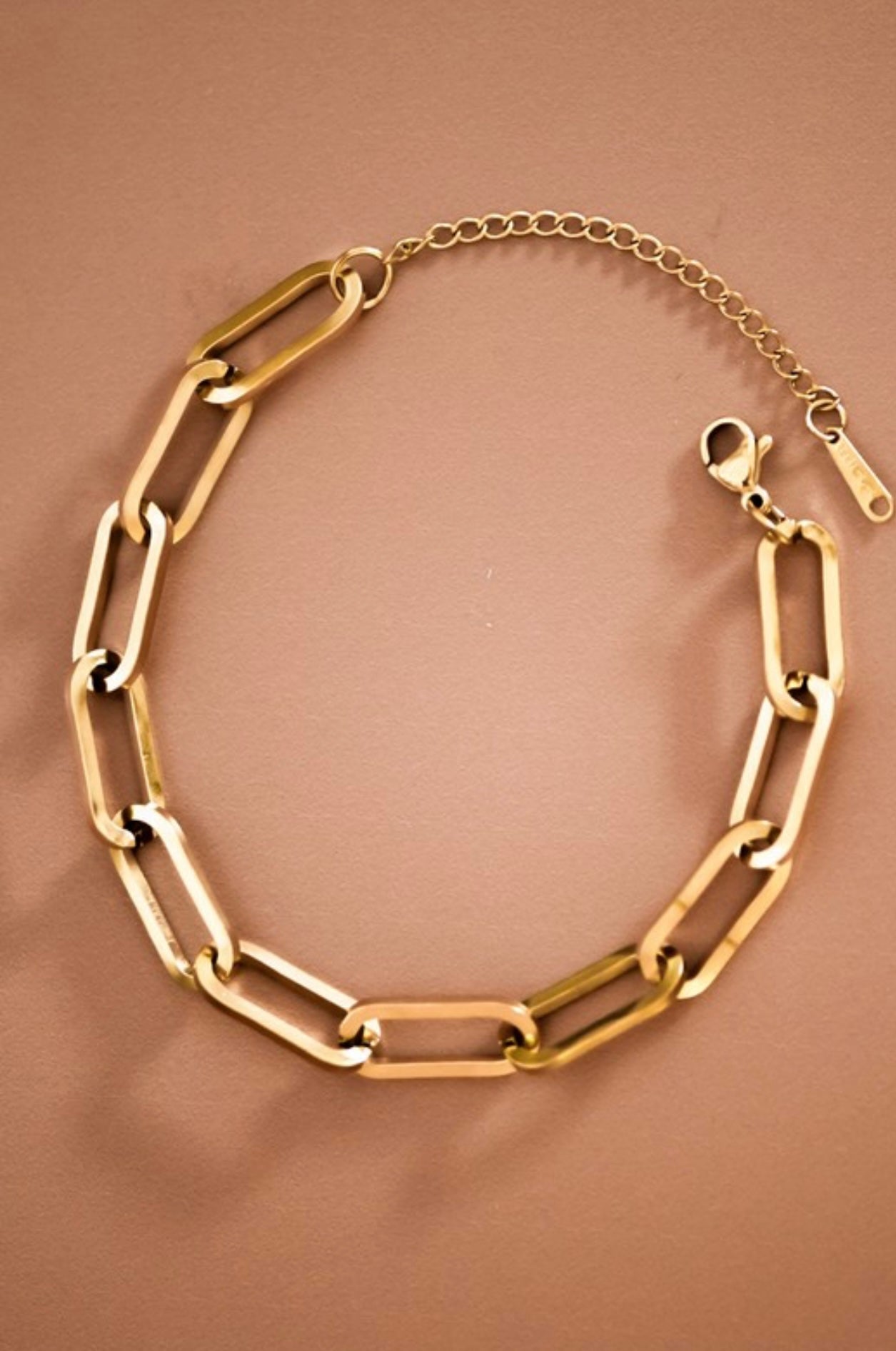 CHAIN LINK BRACELET