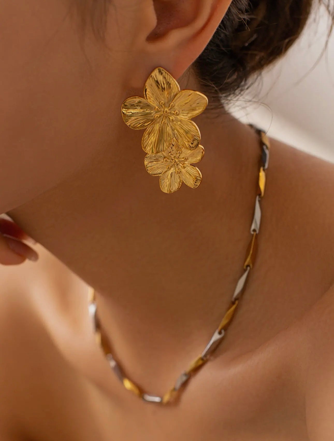 IVY FLOWER EARRINGS