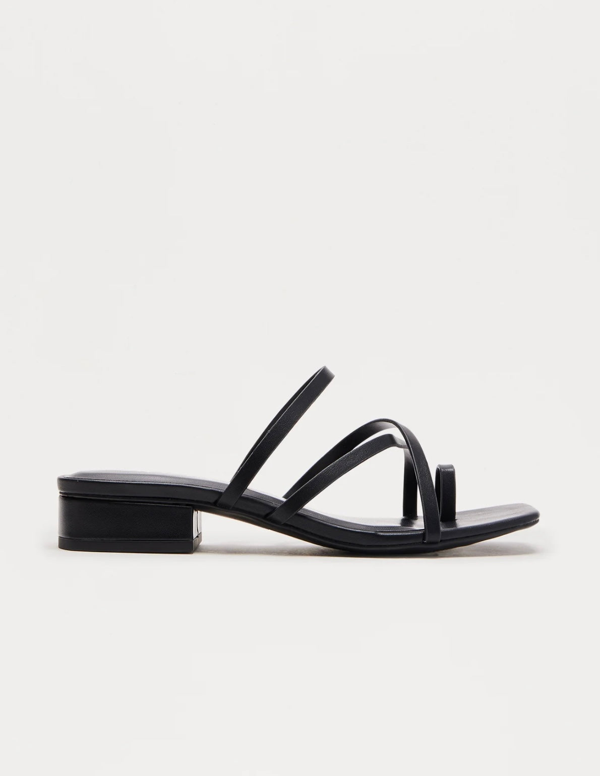 CHIC & SIMPLE BLOCK HEEL