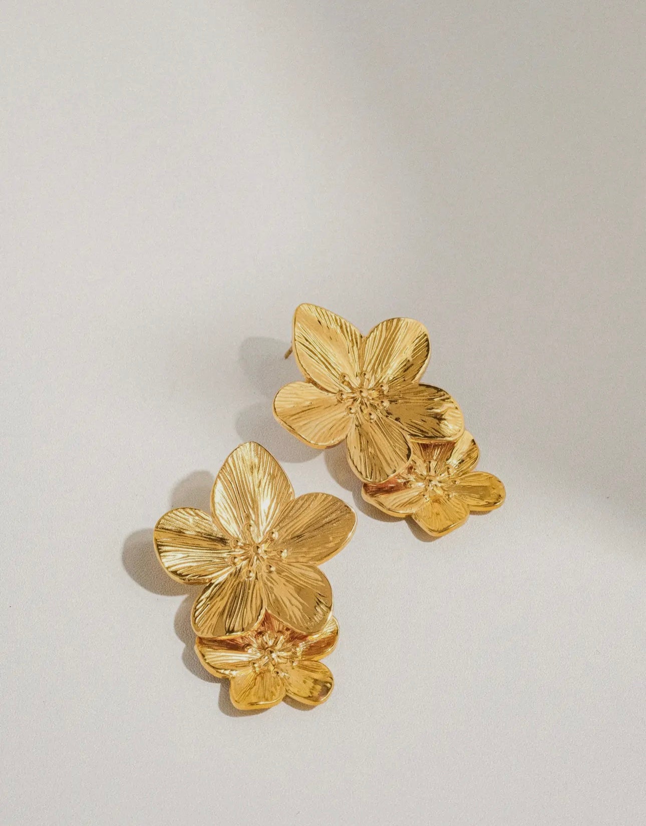 IVY FLOWER EARRINGS