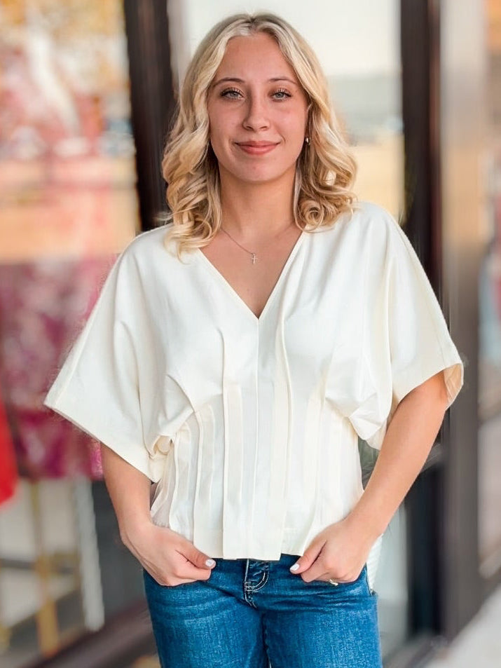 QUIET CONFIDENCE TOP