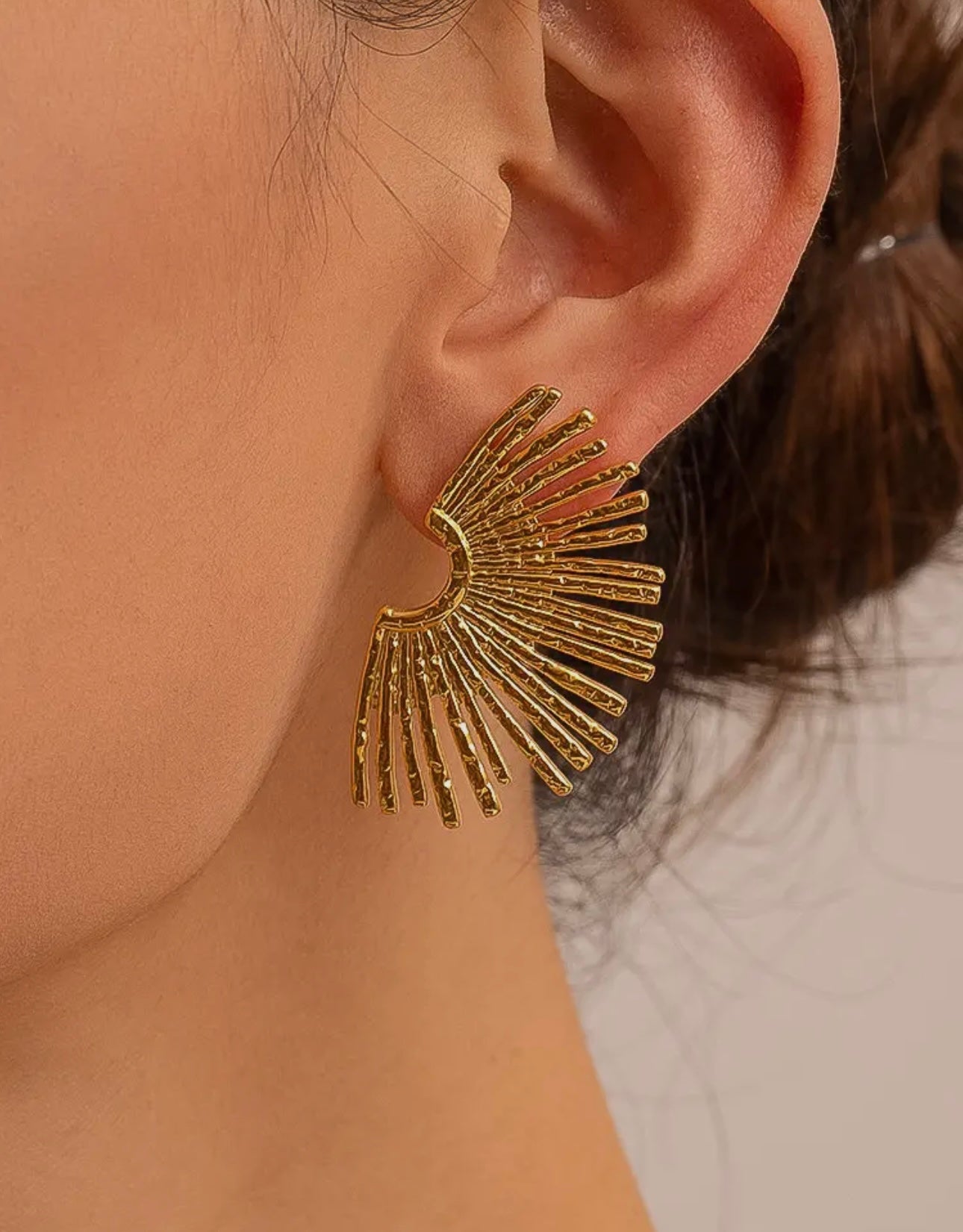 BISOUS SUNBURST EARRINGS
