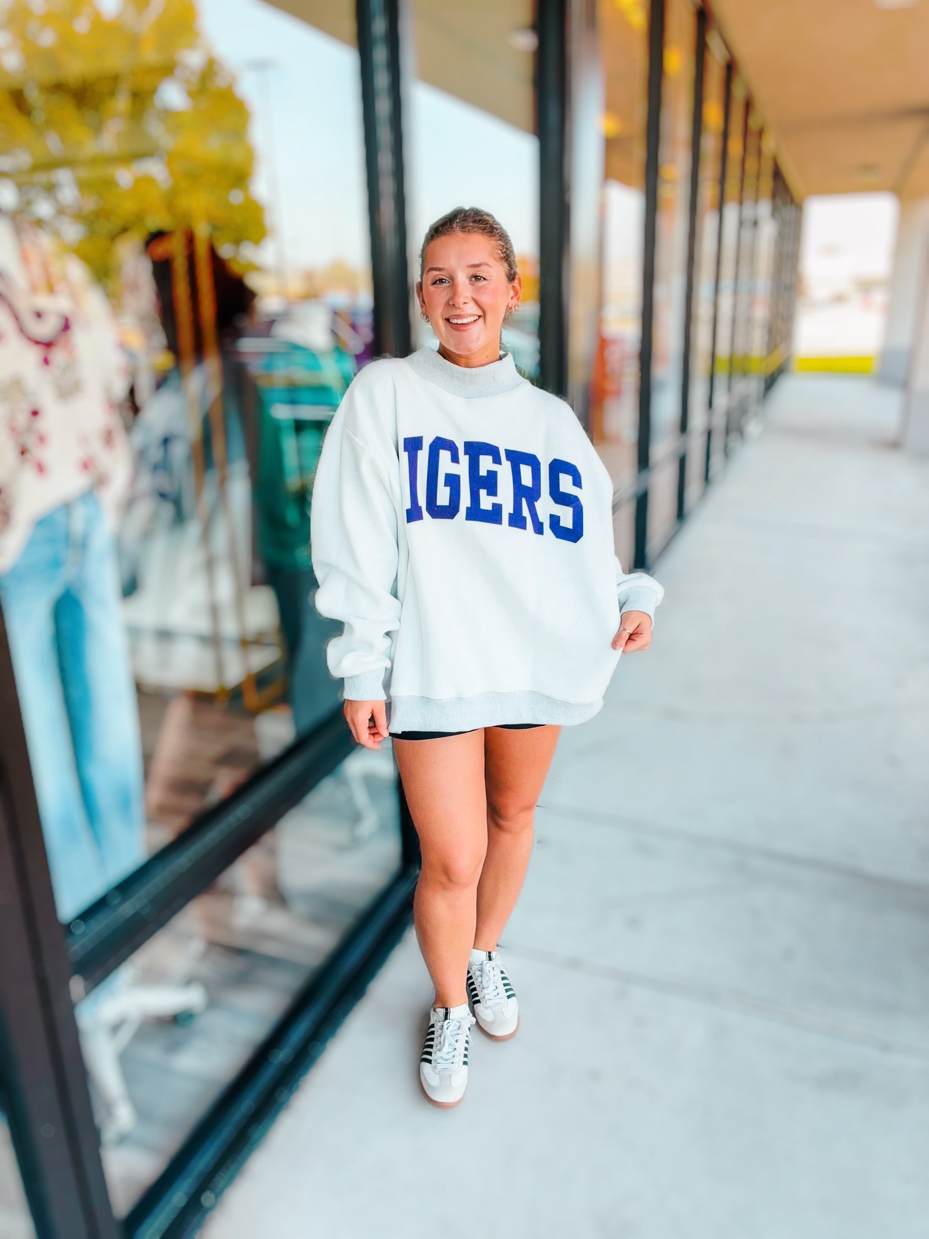 DOUBLE TAKE SWEATSHIRT