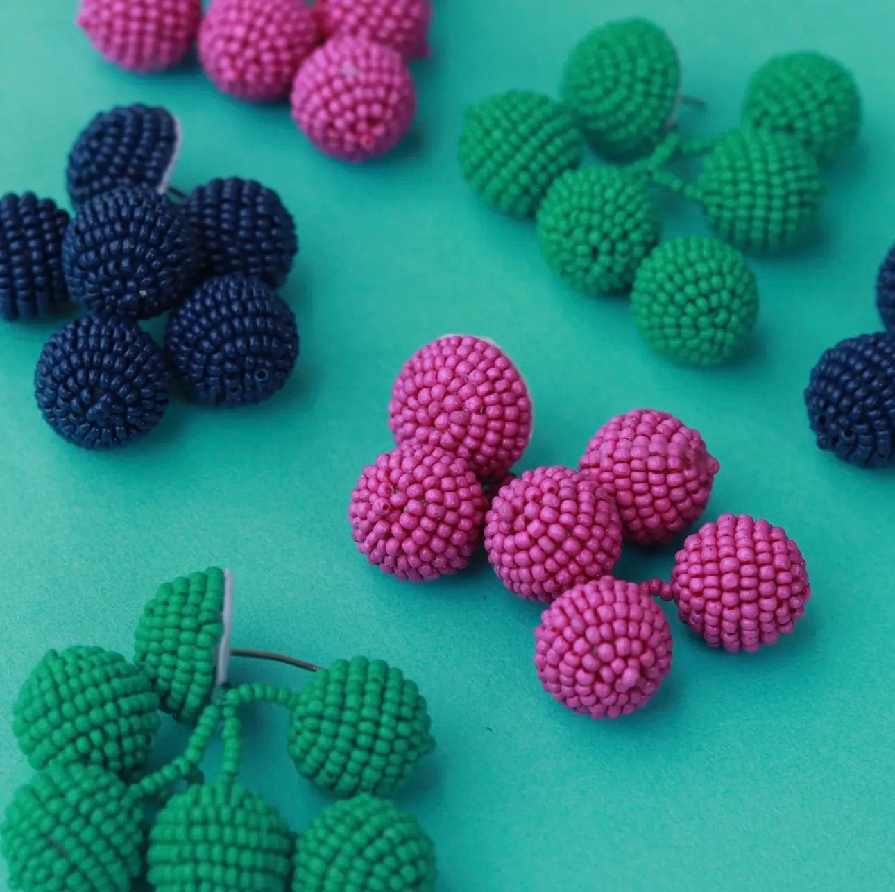 BEADED BAUBLE EARRING
