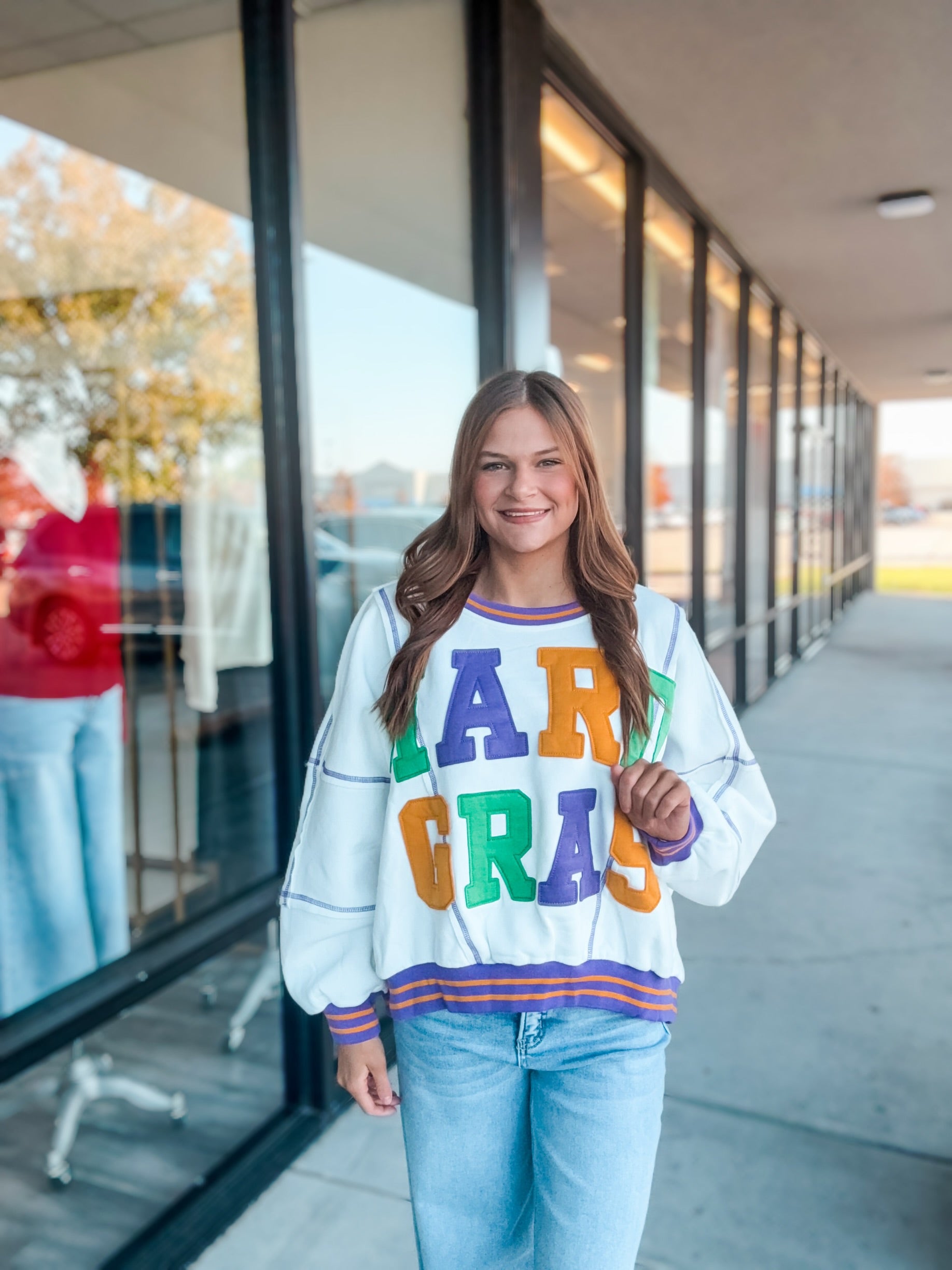BEAD CATCHER SWEATSHIRT