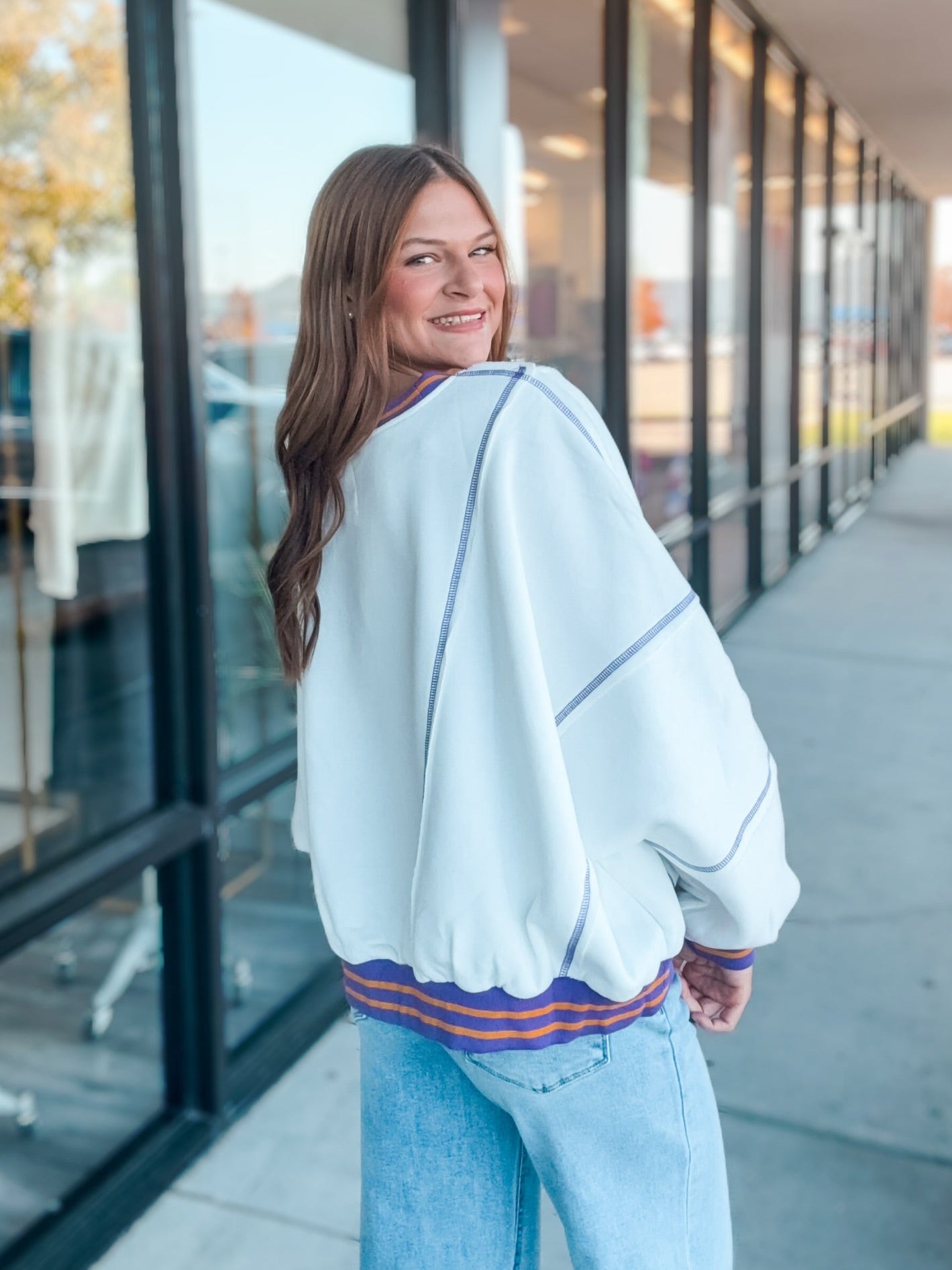 BEAD CATCHER SWEATSHIRT