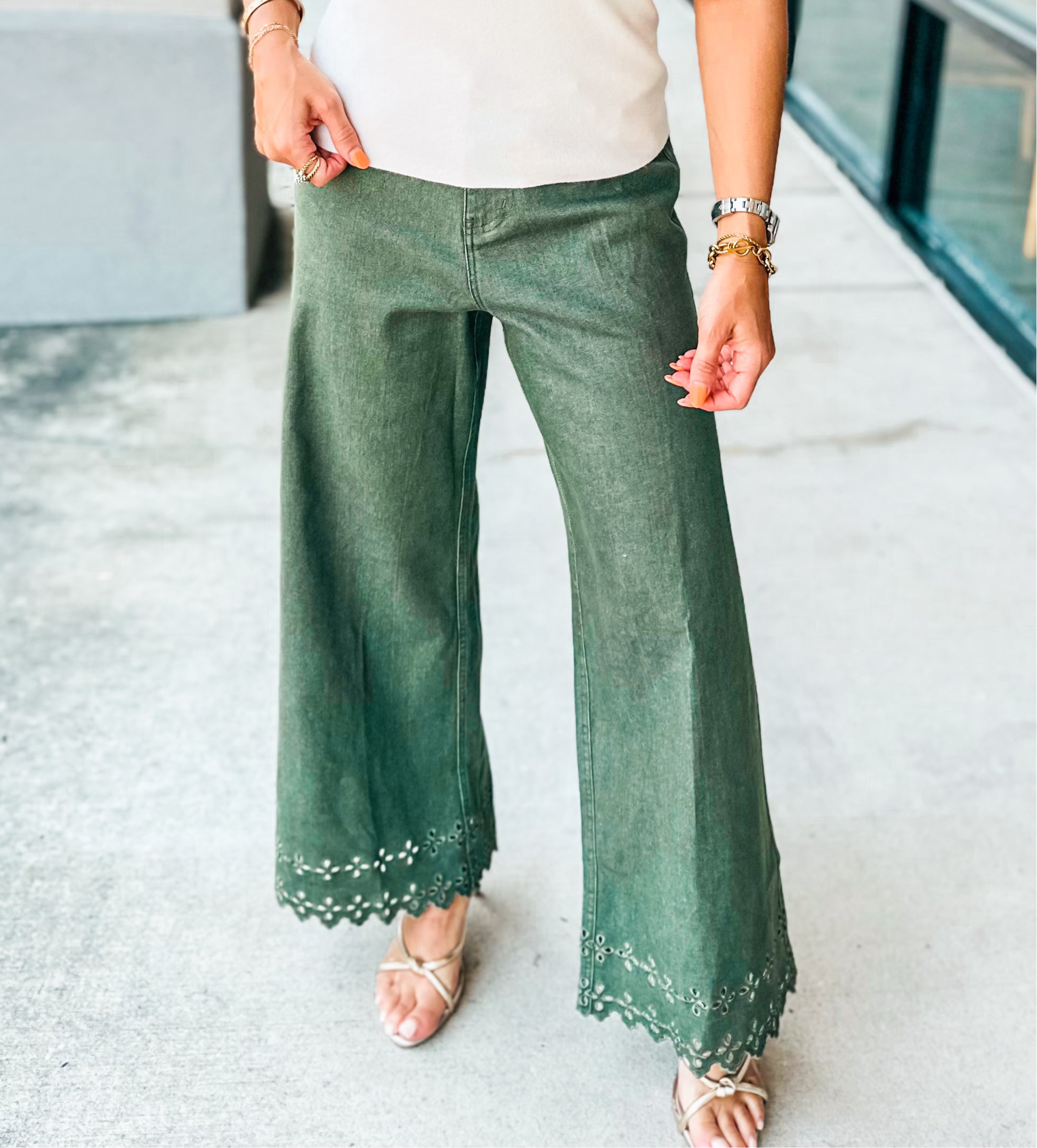 OLIVE EYELET PANTS