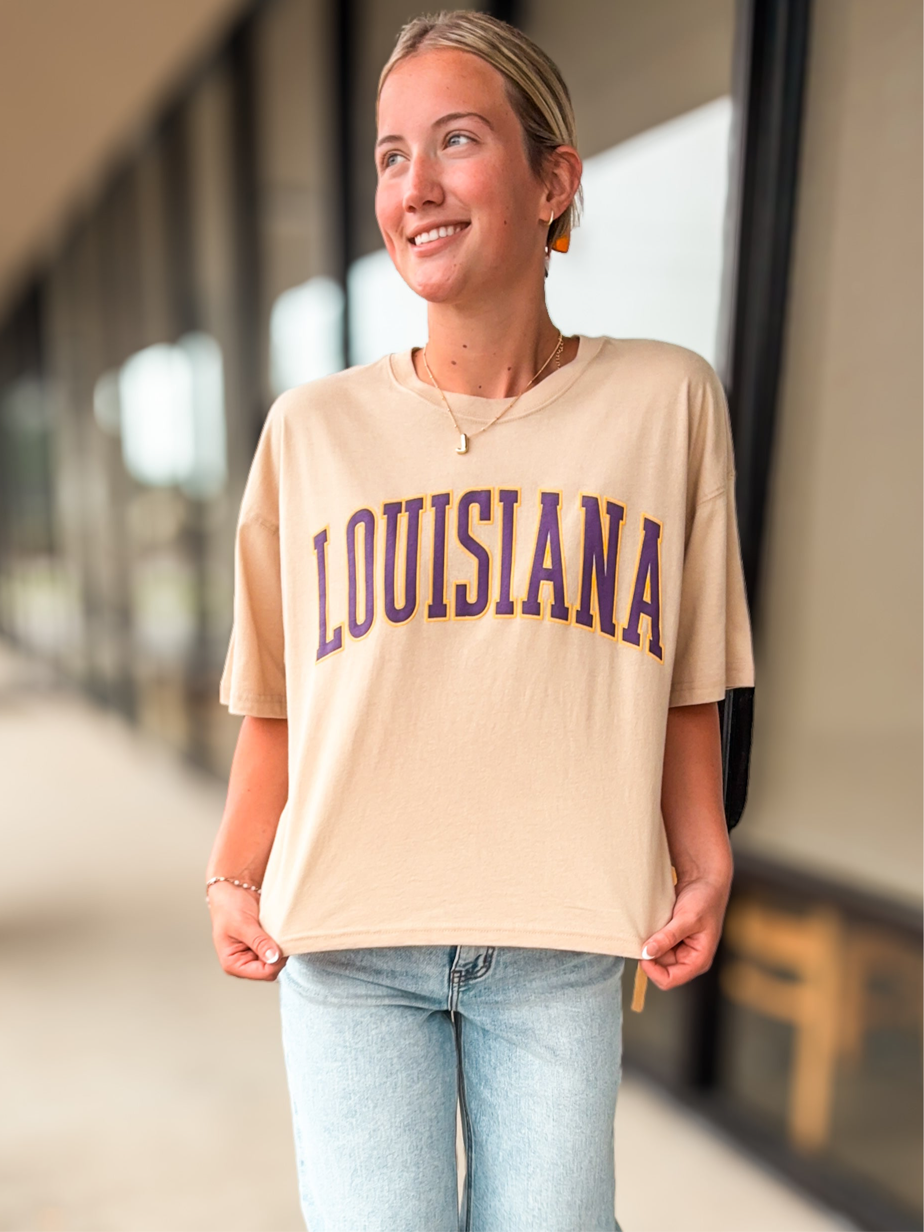 LOUISIANA GRAPHIC TEE