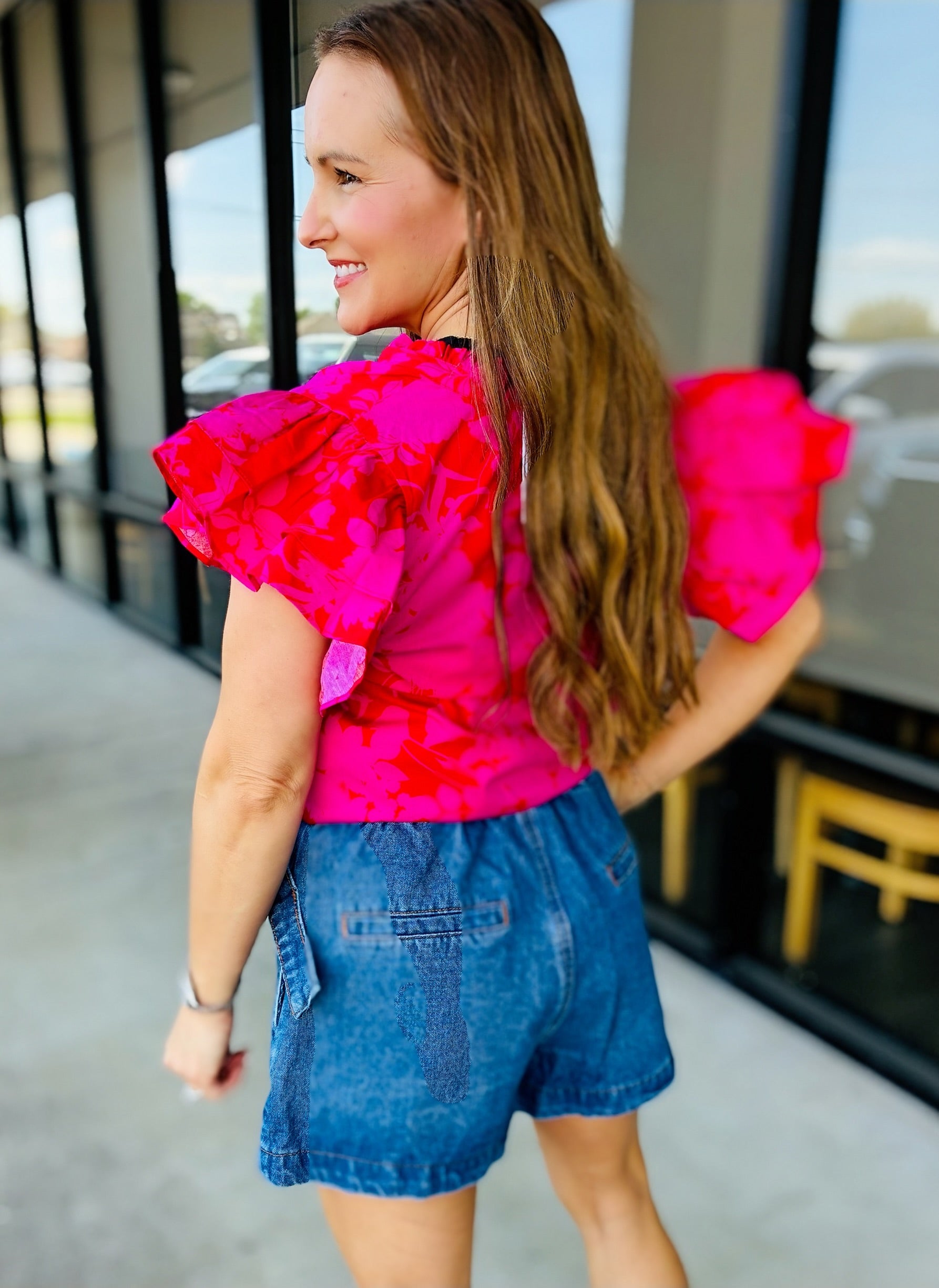 BELTED DENIM SKORT