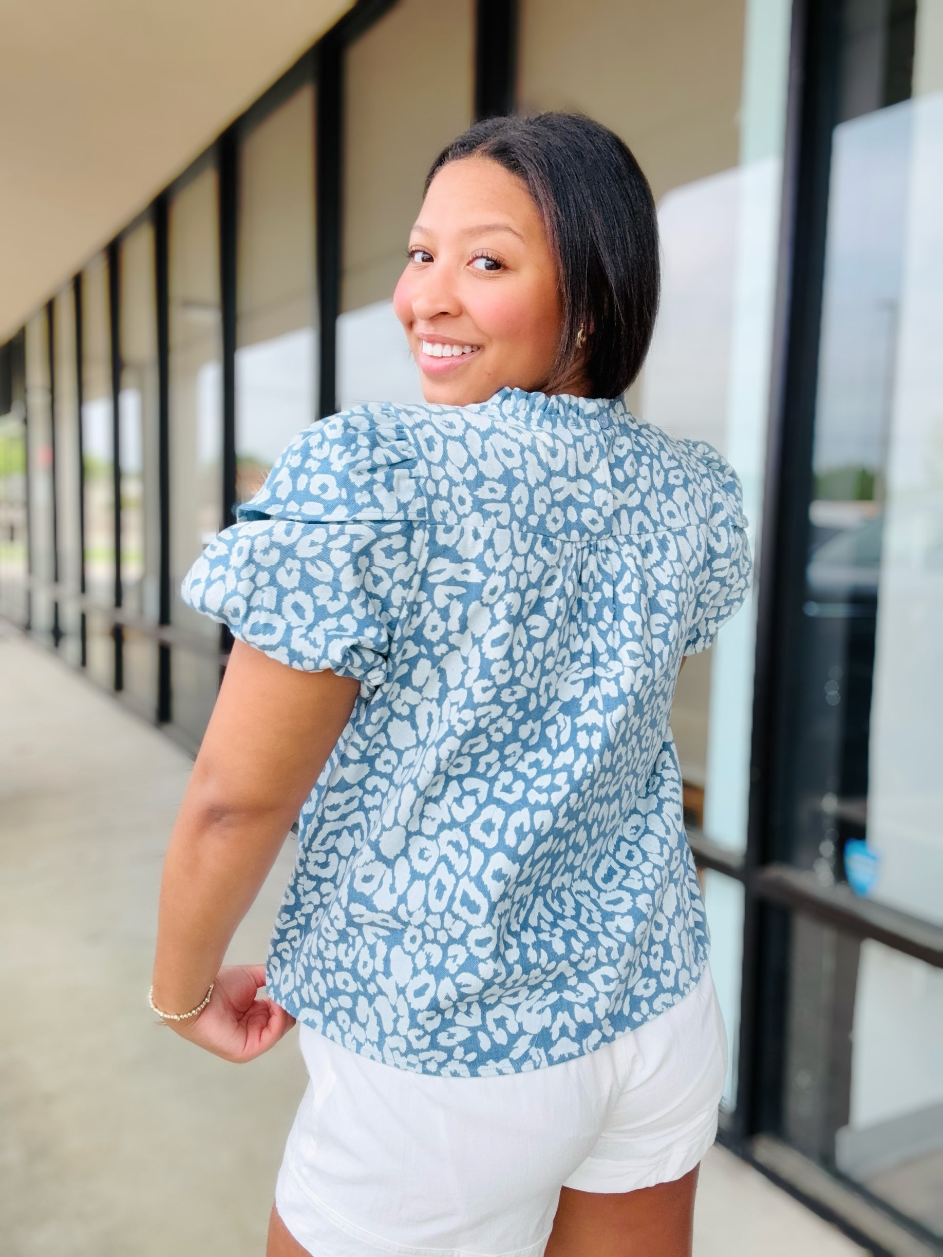 WILDLY CHIC TOP