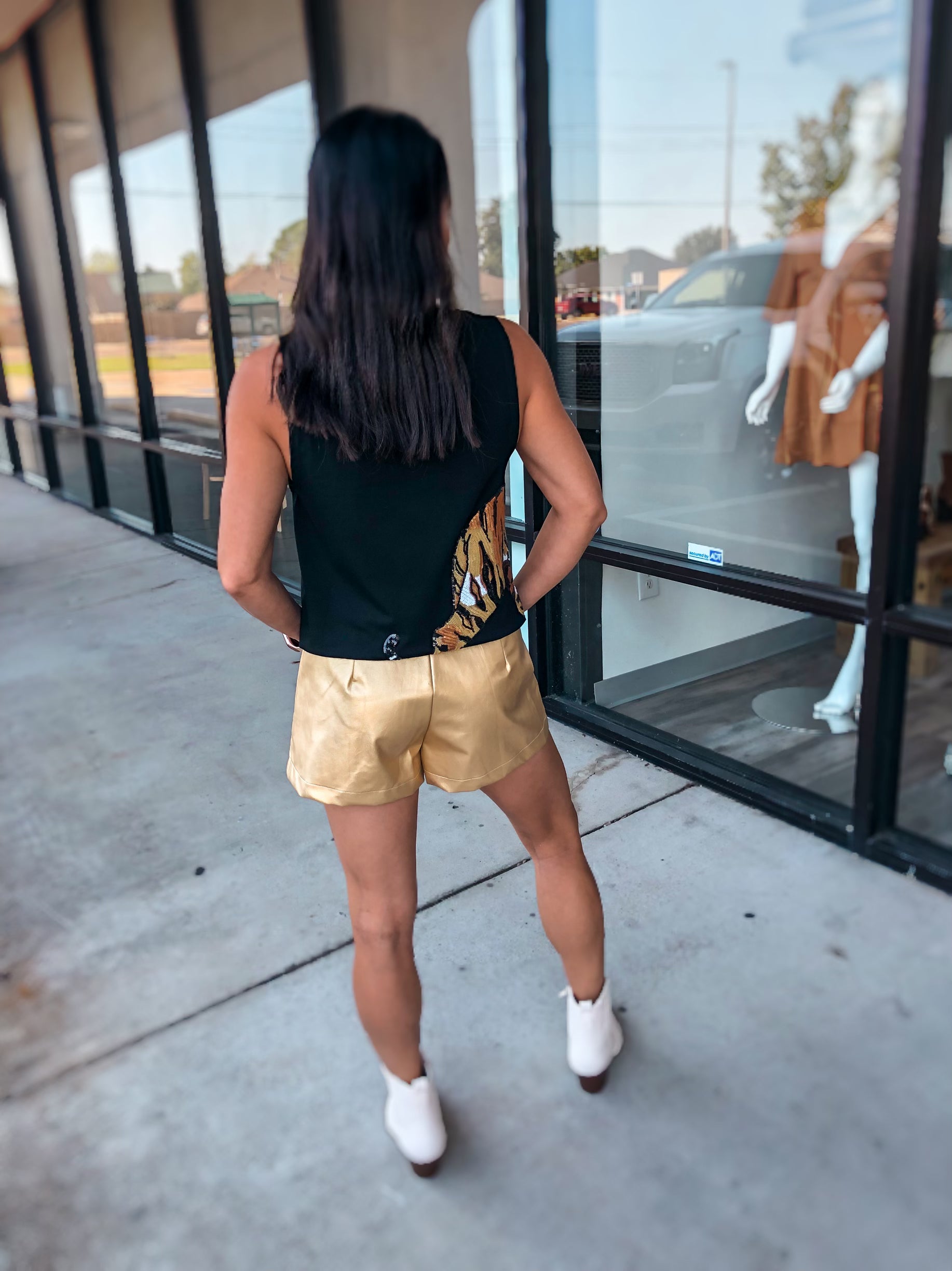 SS GOLD LEATHER SHORTS